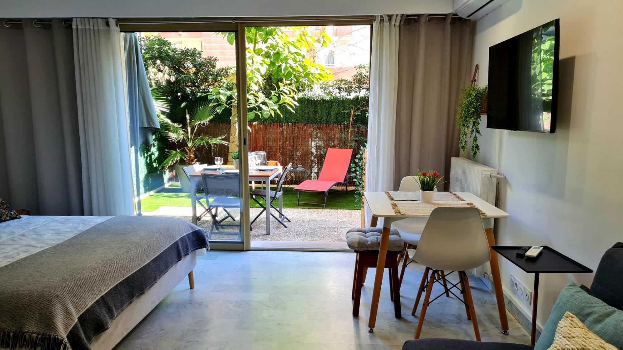 Studio Sun-Beach Avec Parking Et Jardin - 500M Des Plages De Juan Les Pins Antibes Exterior photo